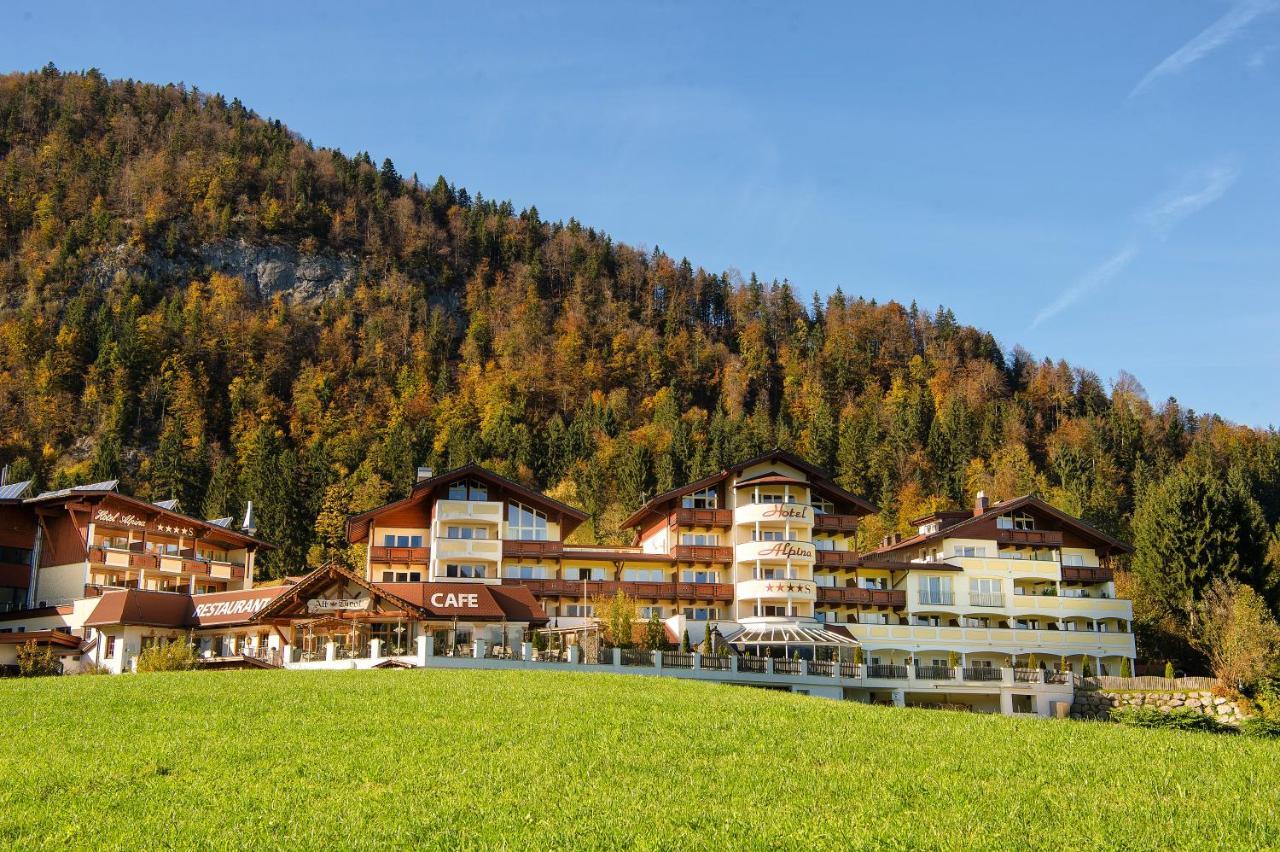 Hotel Alpina Wellness & Spa Resort Kössen Extérieur photo